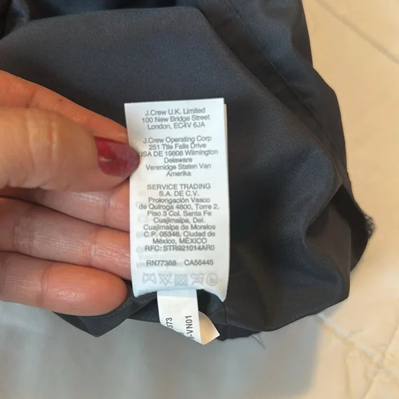 J Crew Women's Navy Blue White Tweed Top Short Sleeve 
Size XS - Picture 10 of 10